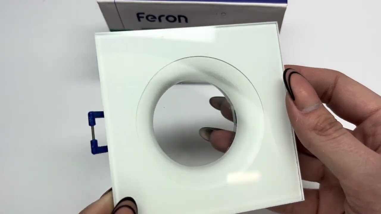 Врізний точковий світильник FERON DL8920 білий 01811