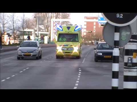 ***Primeur, Special & Britse Sirene*** Ambulance 03-161 en 03-102 met spoed door Groningen Stad
