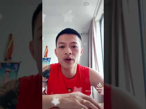 Lỗi gồng người khi đánh bóng tennis