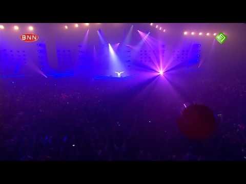 Armin Only Mirage - 4 Strings feat. Ellie Lawson - Safe From Harm - Utrecht