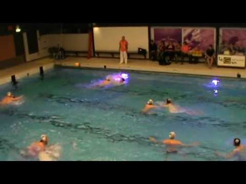 Gouwe Heren 1 tegen d' Elft Heren 1 op 09 11 2013