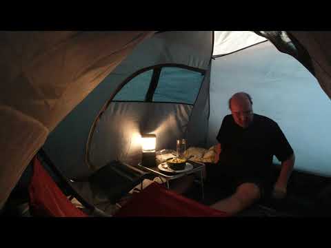 MongoTV_5416 - Mongo Madskole - DANISH MUKBANG - Del 1 - Hønsebouillonsuppe Med KØDBOLLER