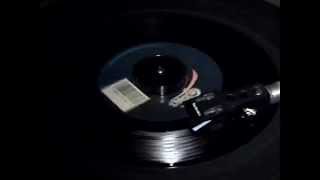 Daryl Hall - 02 Money Changes Everything (Vinyl 45 R.P.M.)