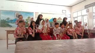 Download lagu Angklung Kemarin mp3