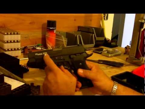 Sig Sauer P220 Beaver tail review \u0026 P226 Blackwater comparison, Sig \u0026 Promag review