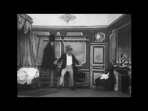 1900 - Le Déshabillage impossible - Georges Méliès