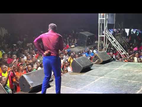 Yankutudde live performance