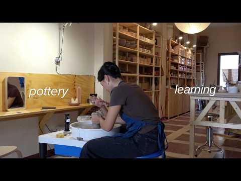 a soft learning vlog | throwing clay, pizza making and small happinesses