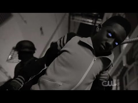 Black Lightning 1x13 Jefferson usa seus poderes pela primeira vez (Flashback) - Legendado