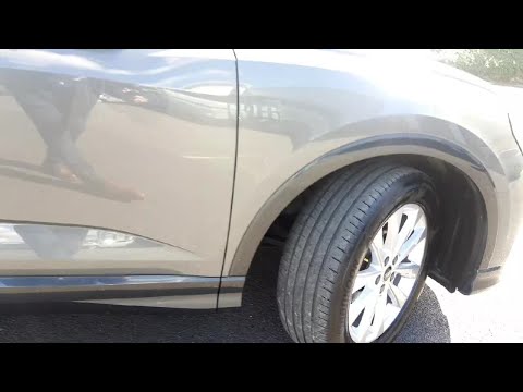 Audi Q3 35 TDI 150HP S Tronic SE *12 Month Warrant - Image 2