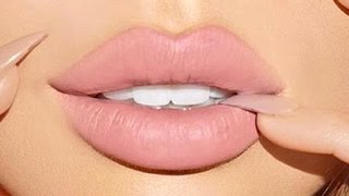 HOW TO GET BIGGER LIPS (in 2 Minutes)  DIY NATURAL