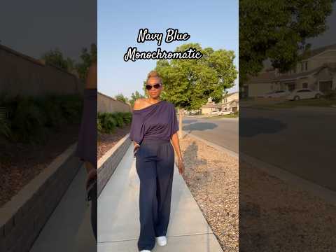 I love a monochromatic look. Here’s a look in navy blue. #glitz #dazzlingbeauty #monochrome #over50