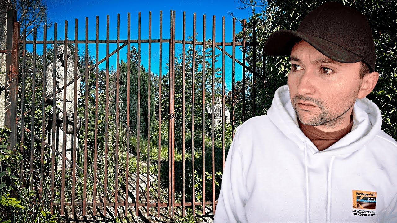 THE STATUES OF LAGUNILLAS