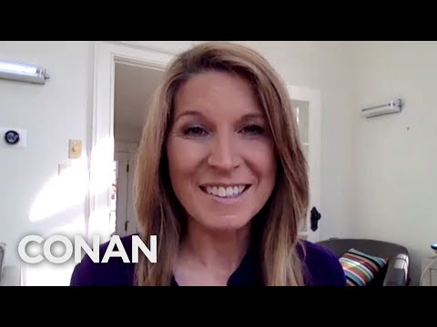 妮可-華萊士談共和黨的未來--TBS的CONAN節目 (Nicolle Wallace On The Future Of The Republican Party - CONAN on TBS)