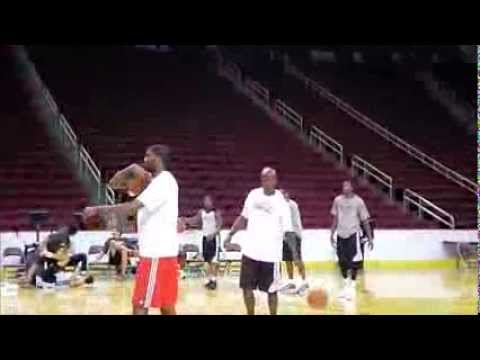 Isaiah Canaan "Baby Bounce" Slam