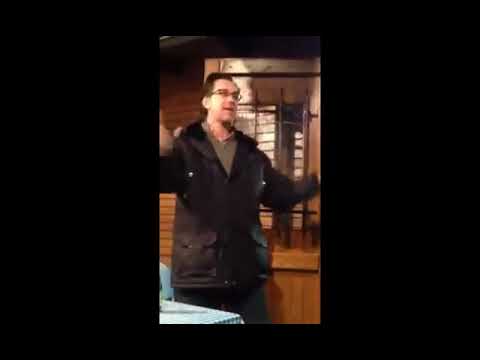 Nuova versione della rapina in te la banca del paese...