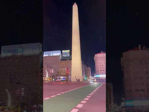 Avenida Corrientes y Carlos Pellegrini - Buenos Aires - Argentina - tour [4K HDR] 2025 #worldwalk