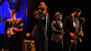 Leon Bridges  Pull Away