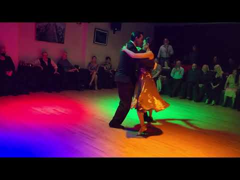 Argentine tango: Florencia Borgnia  & Marcos Pereira - La Mulateada