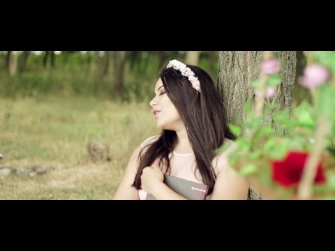 Laura Arabo — Carousel