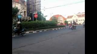 preview picture of video 'Jembatan Merah - Red Bridge - in Surabaya'