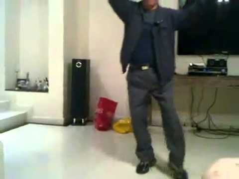 Salah and Abdul Ghaffar singing "Mara Beboos"