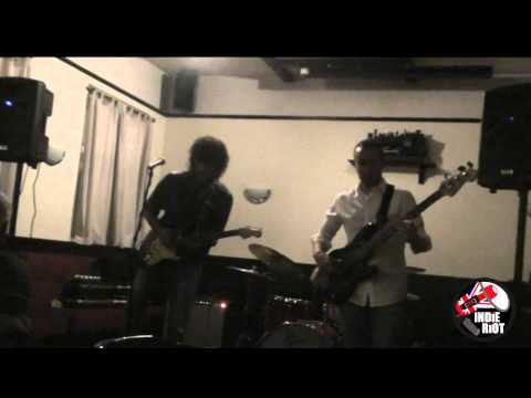 Indie Riot UK: THE BIG BLUE PURPLE HAZE [LIVE AT THE STATION HOTEL, SURREY, ENGLAND]