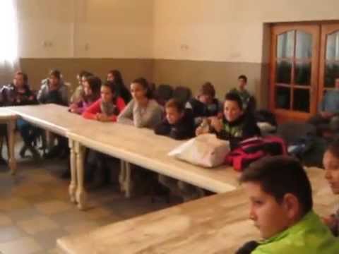 01 - Balul Boboceilor - Râciu - clasa a V-a -  Noiembrie 2014 - MVI 1126