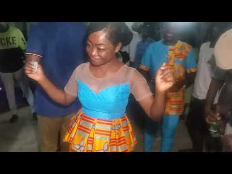 Dimanche D'Anniversaire A Akyekoi Avec Lopez - Nguié