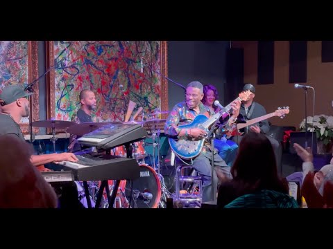 Norman Brown -" Just Between Us " - Classic Norman 2023, Jazz Kitchen.