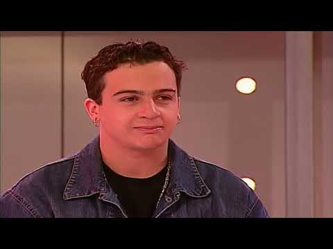 Rojo 2da Generacion 2003 | Jason Heredia se despide de Rojo con un Baile