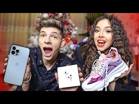 A FOST UIMITĂ CÂND A VĂZUT CADOUL DE CRĂCIUN! *VERSACE*