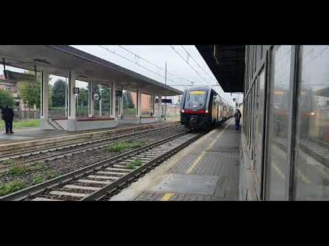 rock proveniente da Piacenza e diretto a Voghera in arrivo a stradella