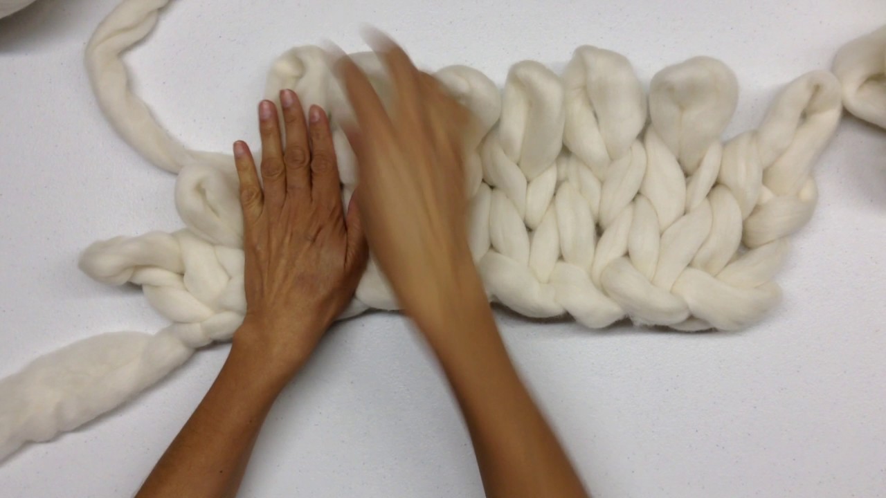 Cómo tejer una manta con las manos en una hora con lana merino