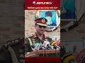 সেনাবাহিনী রক্তে মিশে গেছে ইউনিফর্ম �