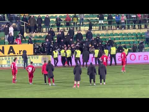 DEIAN SORESCU, DEZBRACAT DE GALERIE! FANII AU ARUNCAT APOI TRICOUL! CS MIOVENI - DINAMO 2-1