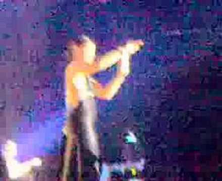 Nelly Furtado 'Crazy' Milan 28/02/2007