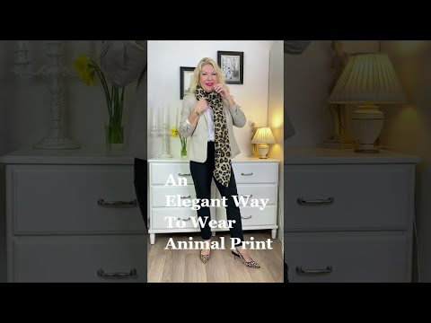 An Elegant Way To Wear Animal Print #short