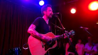 Video thumbnail for "Smiling at Strangers on Trains" - Frank Turner @ The Monarch 16 August 2017