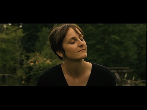 Kaylee Elizabeth  - 'Passing Through'  Official Music Video