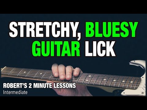 Learn a sweet blues guitar lick with a stretch - Robert's 2 Minute Lessons (19)