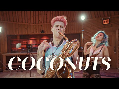 2SAXY - Coconuts