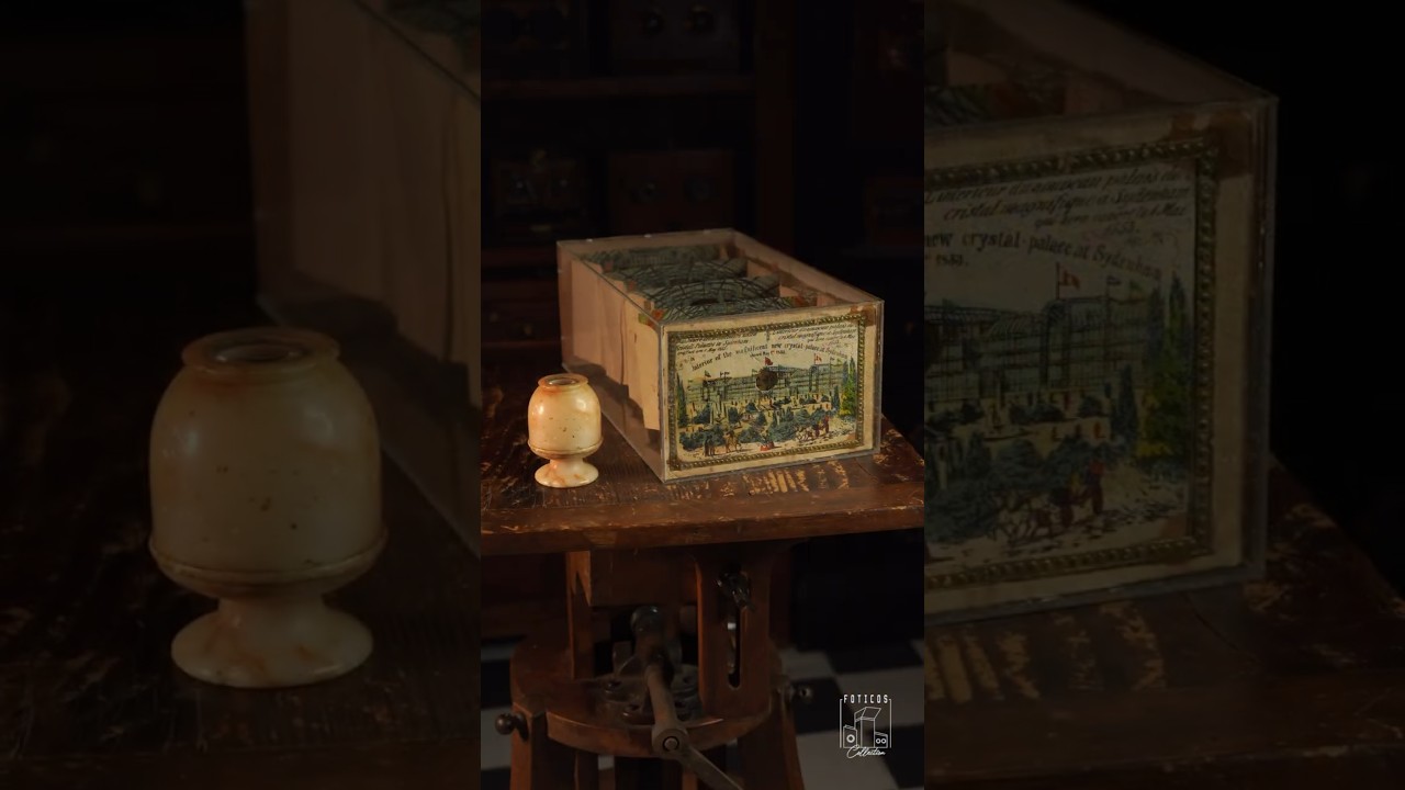 Peep-Egg or alabaster egg with an optical Stanhope