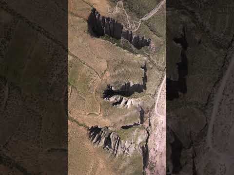 A casi 4.000 metros de altura, el Abra del Cóndor marca el comienzo del descenso hacia Iruya, entre