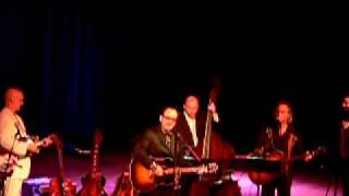 Elvis Costello & The Sugarcanes, She Handed Me A Mirror