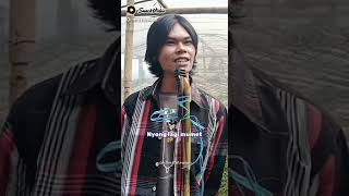 Download lagu inyong lagi mumet ora duwe duit mp3