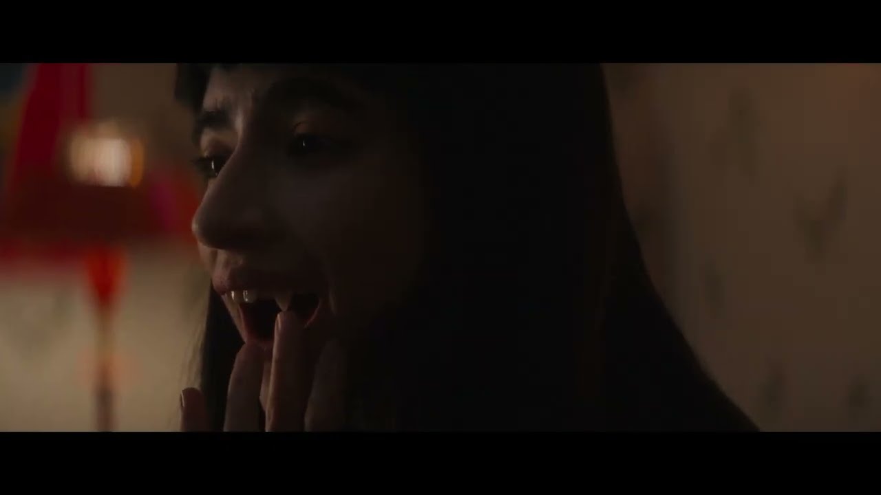 Miniature de la vidéo Vampire humaniste cherche suicidaire consentant (Ariane Louis-Seize) - Bande annonce du film Vampire humaniste cherche suicidaire consentant