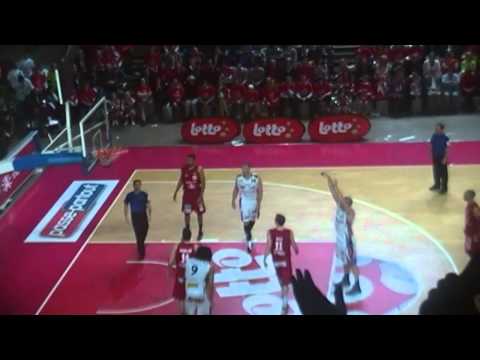 09.04.2012 Basketbal Finale Okapi Aalstar - Antwerp Giants Sfeerfilmpje