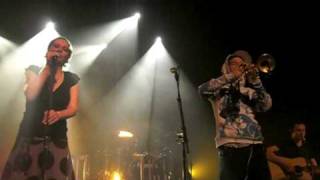 Come Wander With Me ~ Anneke van Giersbergen ft Kyteman acoustic @ Oosterpoort