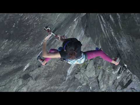 Anna Hazlenutt climbs the infamous groove pitch of the Quarryman